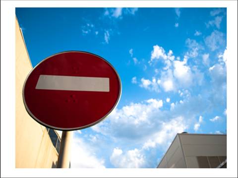 Зоны свободные от табачного дымаВ Краснодарском крае ввели запрет на курение в общественных местах.