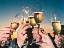 Минздрав опроверг связь новогодних каникул с пьянством